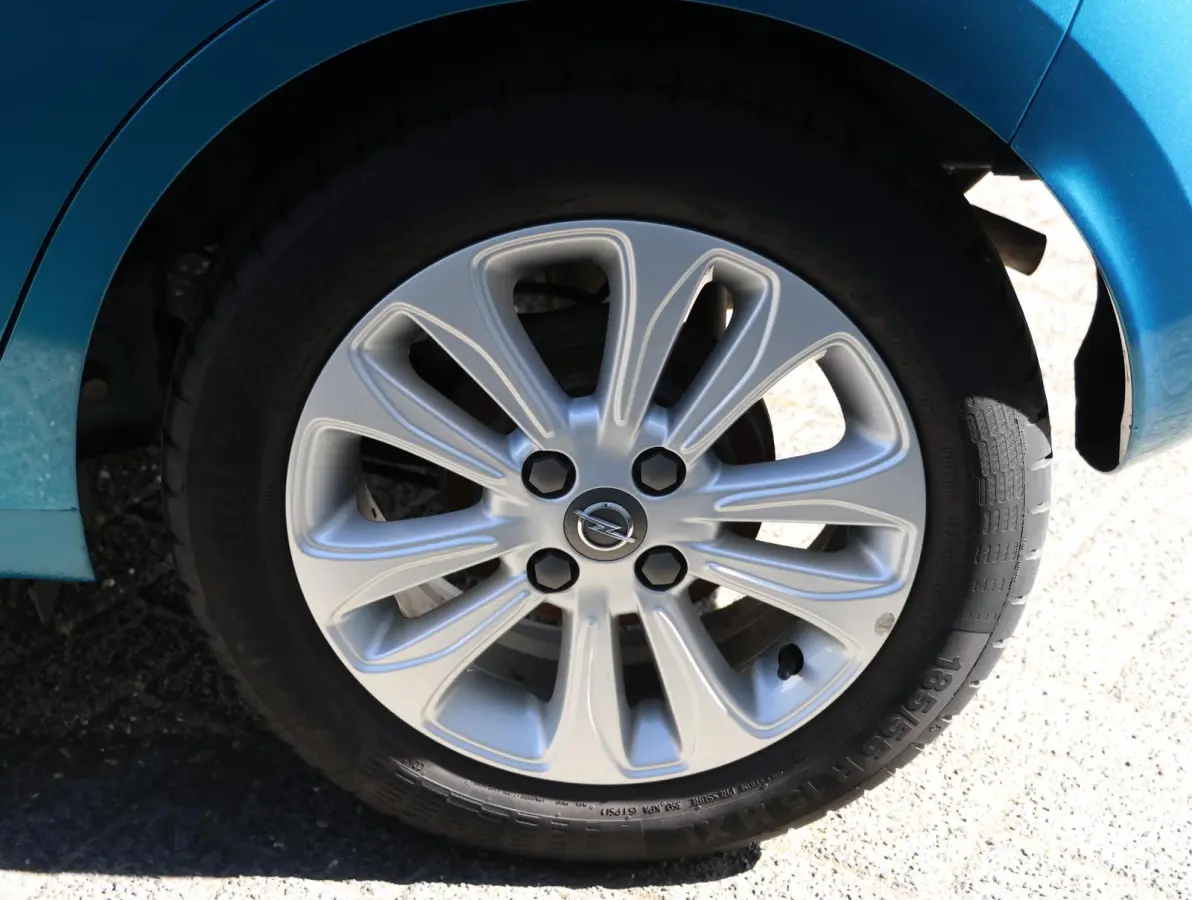 1.0 75pk 120 Jaar Edition | Airco | Parkeersensoren | Cruise Control | Licht metalen velgen