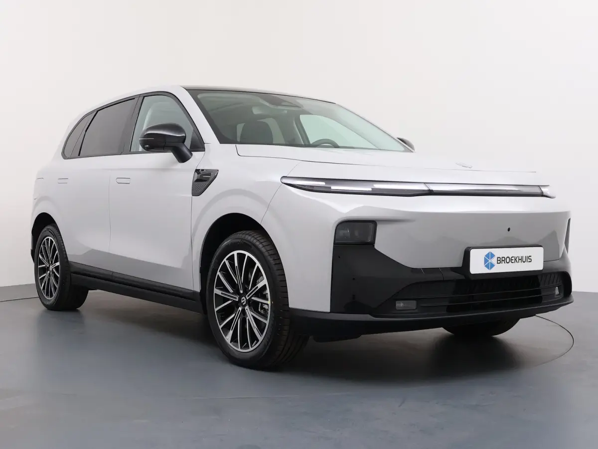 Design ProMax 67.1 kWh | €1000,- korting !! | Vanaf €499,- Private Lease per maand ! | Achteruitrijcamera | Apple Carplay/Android Auto|telefoonintegratie premium | Bestuurdersstoel verwa