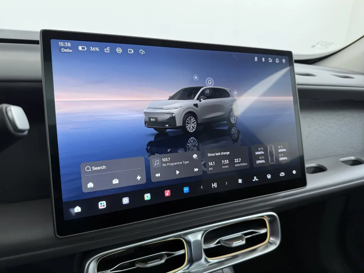 Design ProMax 67.1 kWh | €1000,- korting !! | Vanaf €499,- Private Lease per maand ! | Achteruitrijcamera | Apple Carplay/Android Auto|telefoonintegratie premium | Bestuurdersstoel verwa