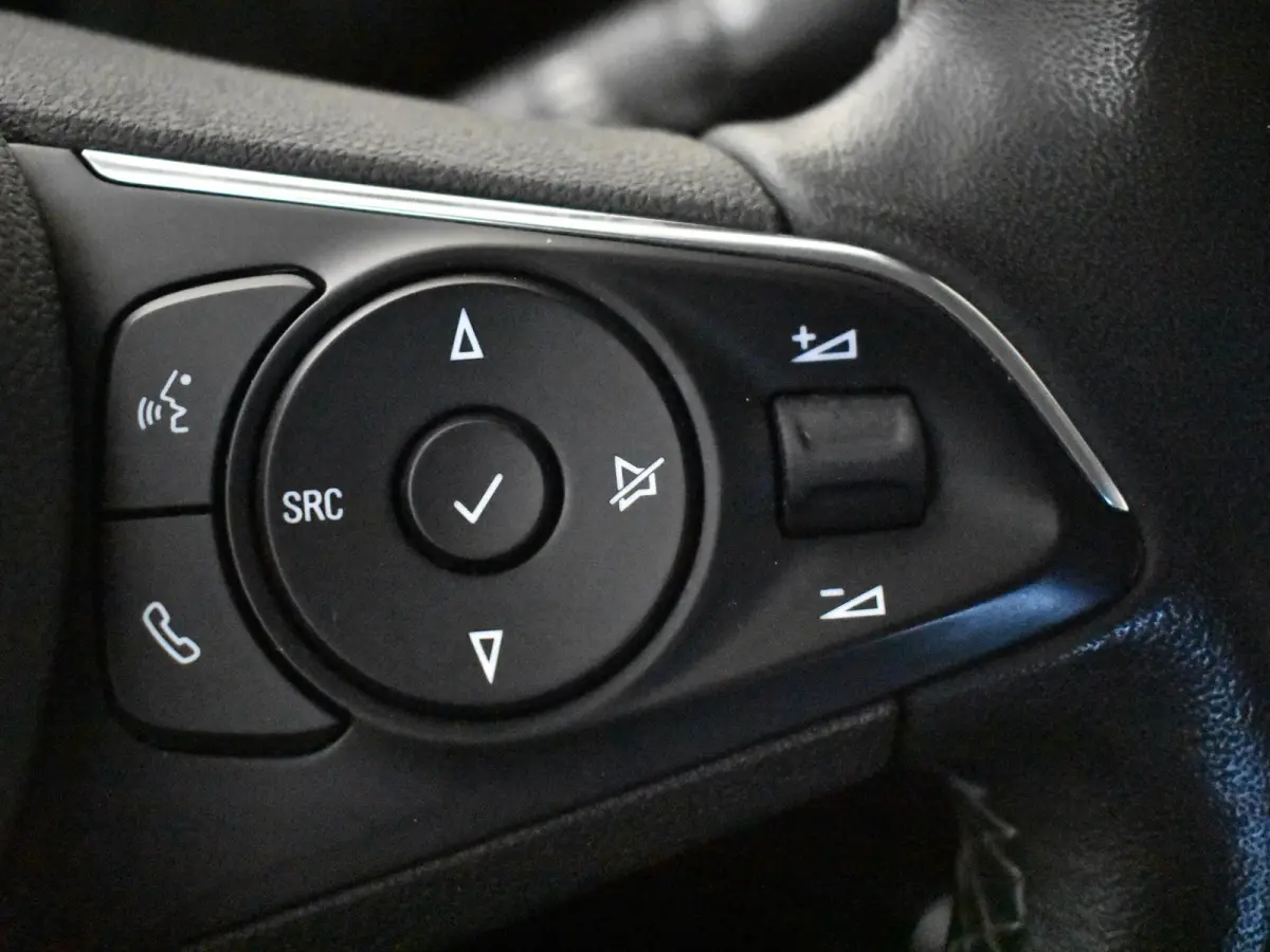 1.2T Elegance l 1e Eigenaar l Apple Car Play / Android l Camera l Parkeersensoren l Verkeersbord herkenning l