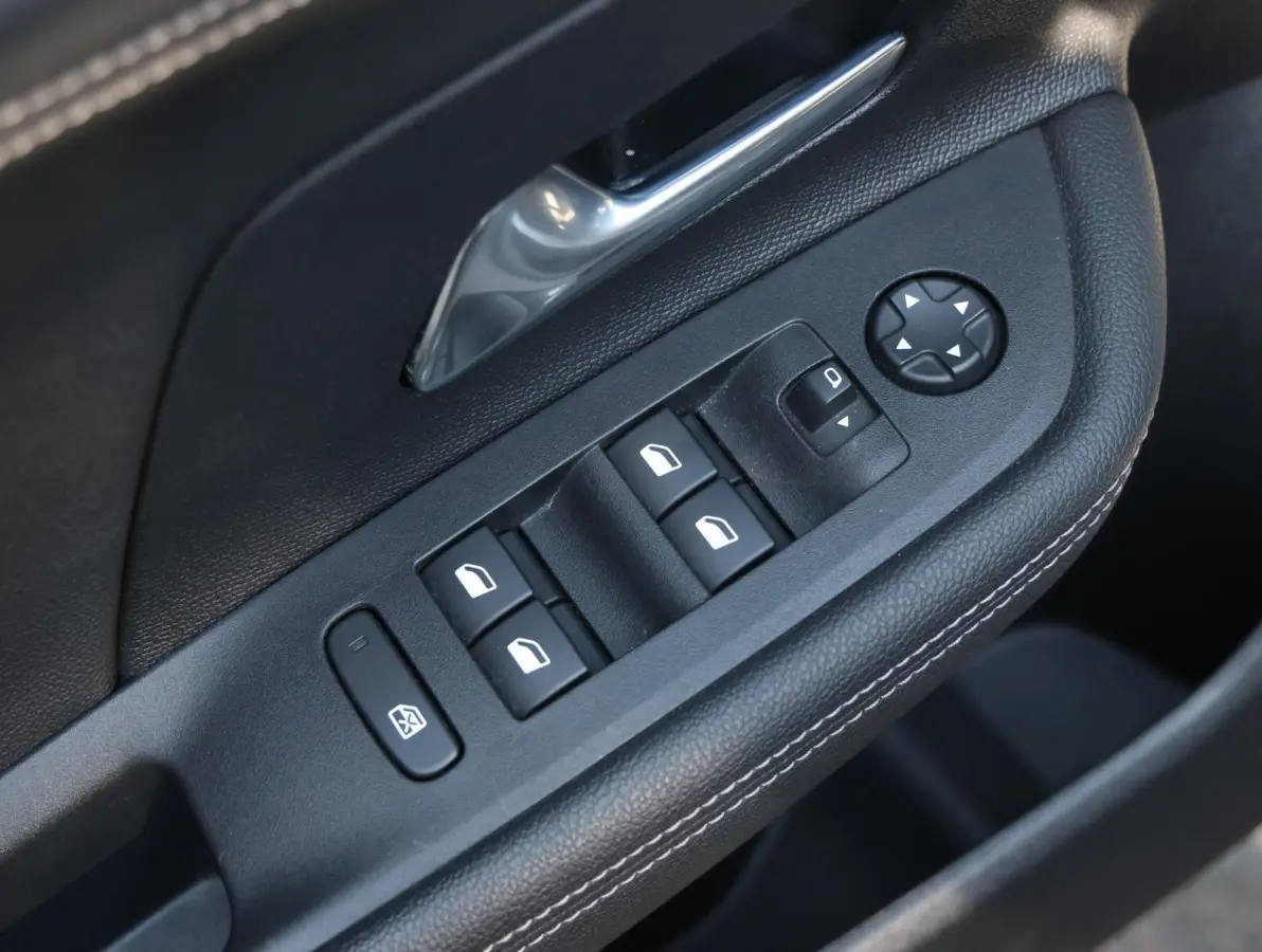 1.2 130pk Automaat GS | Navigatie | Apple Carplay & Android Auto | Camera | Climate control