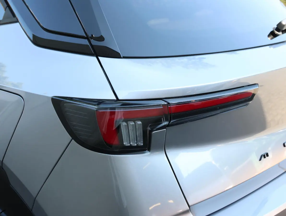 1.2 130pk Automaat GS | Navigatie | Apple Carplay & Android Auto | Camera | Climate control