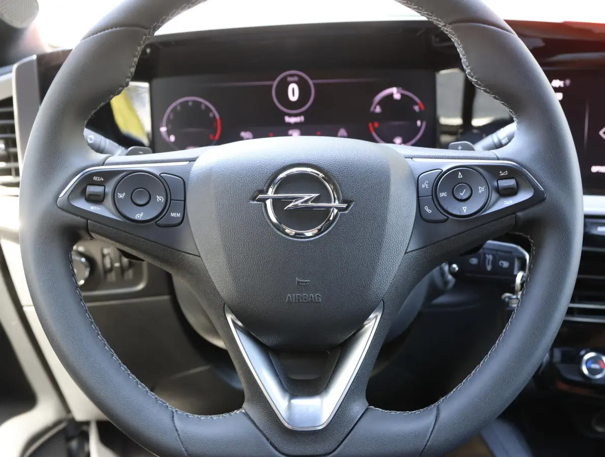 1.2 130pk Automaat GS | Navigatie | Apple Carplay & Android Auto | Camera | Climate control