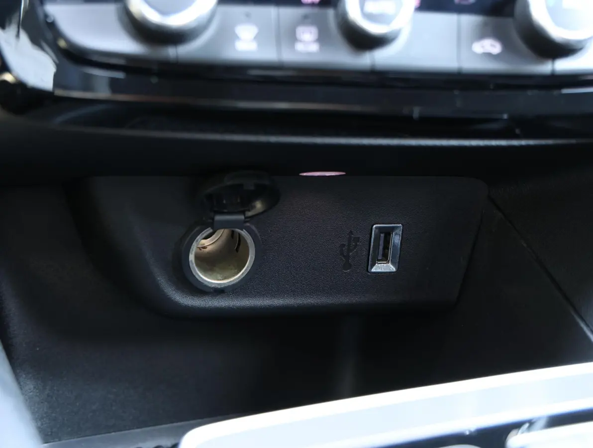 1.2 130pk Automaat GS | Navigatie | Apple Carplay & Android Auto | Camera | Climate control