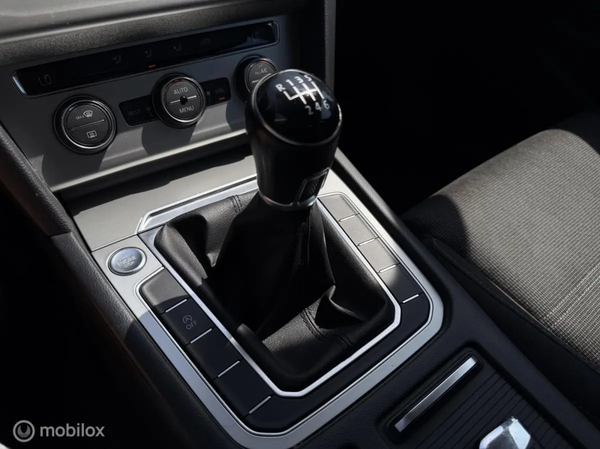 1.4 TSI Comfortline|Navigatie|NL|124DKM|Climate|Led|