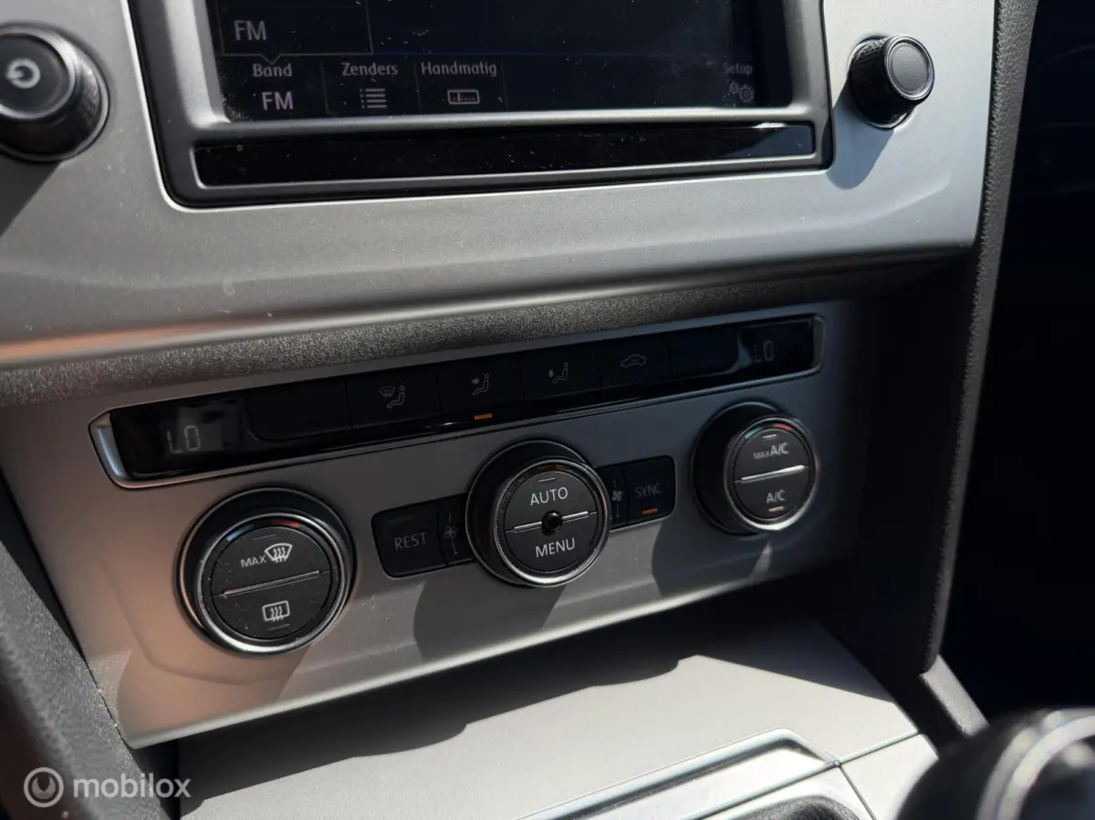 1.4 TSI Comfortline|Navigatie|NL|124DKM|Climate|Led|