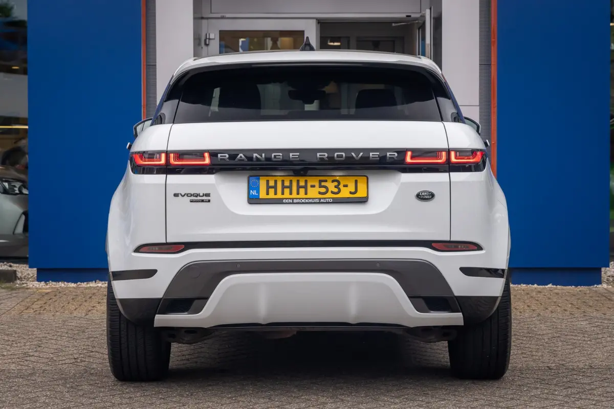 1.5 P300e AWD R-Dynamic SE | Apple Carplay/Android Auto | Panoramadak | Camera | Leder bekleding | Stoel/Stuur/ Voorruitverwarming Verwarming | Achteruitrijcamera | Apple Carplay/Android Aut