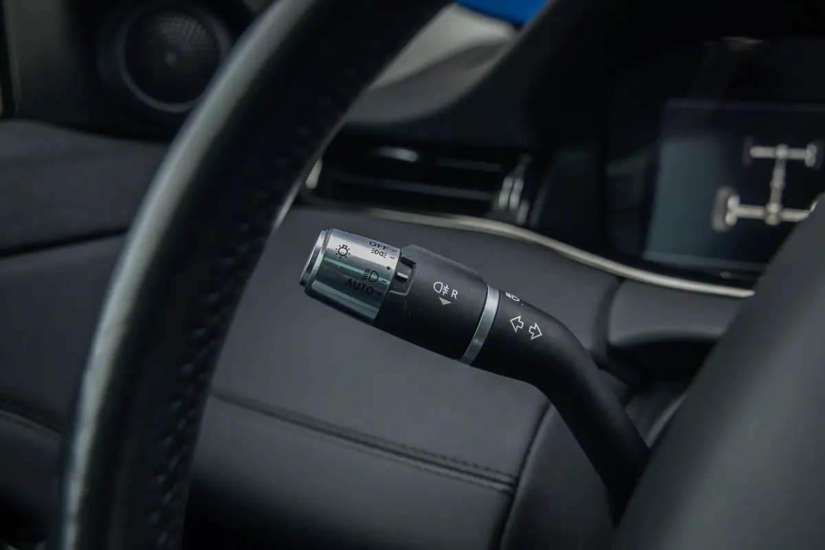 1.5 P300e AWD R-Dynamic SE | Apple Carplay/Android Auto | Panoramadak | Camera | Leder bekleding | Stoel/Stuur/ Voorruitverwarming Verwarming | Achteruitrijcamera | Apple Carplay/Android Aut