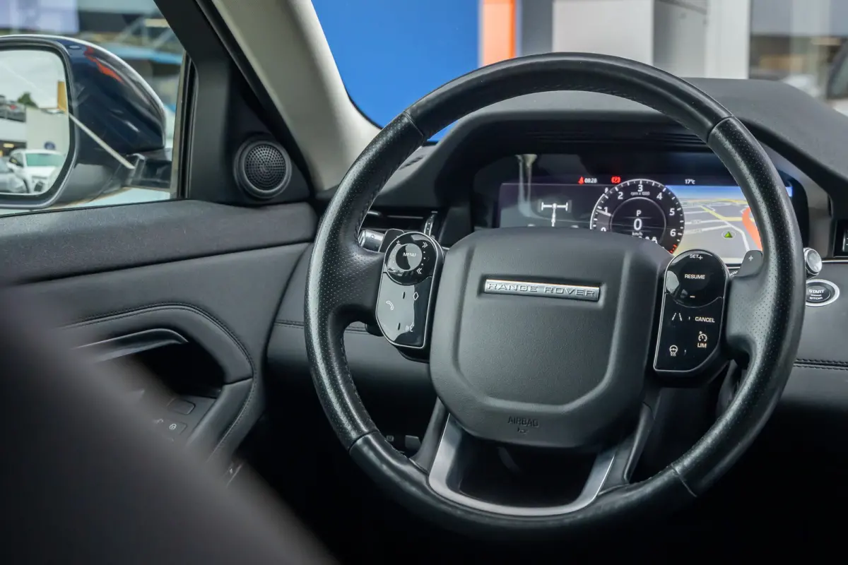 1.5 P300e AWD R-Dynamic SE | Apple Carplay/Android Auto | Panoramadak | Camera | Leder bekleding | Stoel/Stuur/ Voorruitverwarming Verwarming | Achteruitrijcamera | Apple Carplay/Android Aut