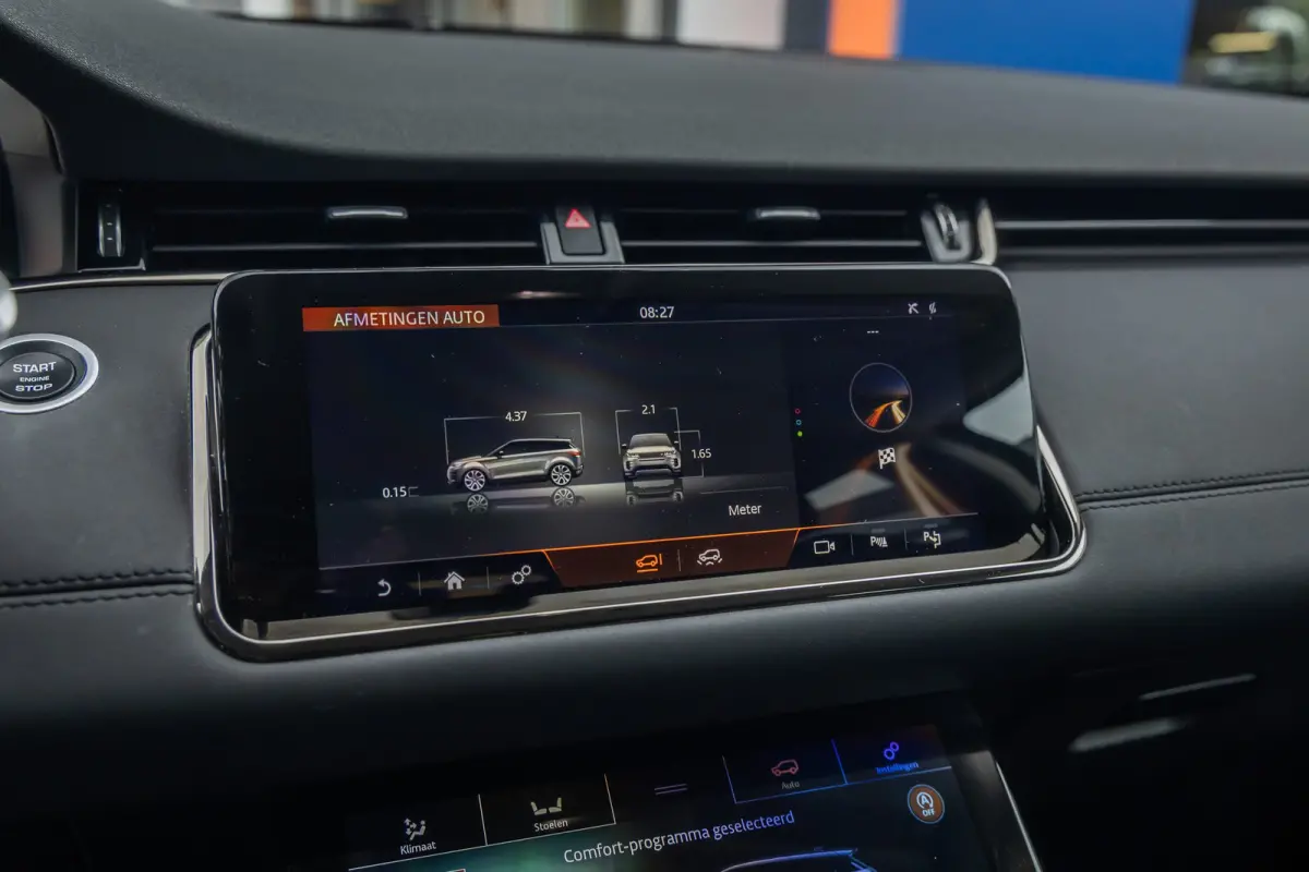1.5 P300e AWD R-Dynamic SE | Apple Carplay/Android Auto | Panoramadak | Camera | Leder bekleding | Stoel/Stuur/ Voorruitverwarming Verwarming | Achteruitrijcamera | Apple Carplay/Android Aut