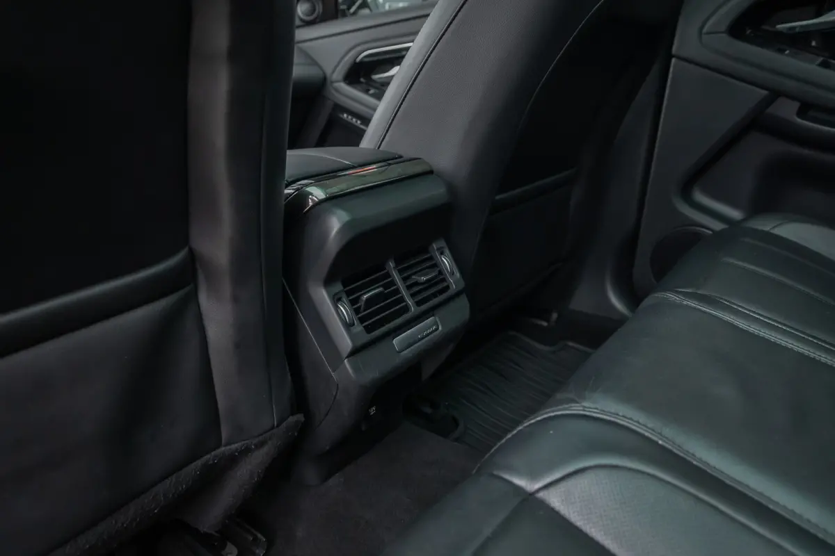 1.5 P300e AWD R-Dynamic SE | Apple Carplay/Android Auto | Panoramadak | Camera | Leder bekleding | Stoel/Stuur/ Voorruitverwarming Verwarming | Achteruitrijcamera | Apple Carplay/Android Aut