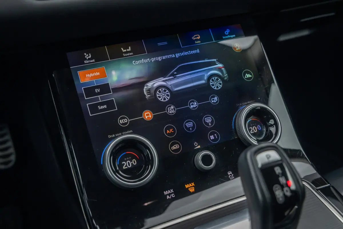 1.5 P300e AWD R-Dynamic SE | Apple Carplay/Android Auto | Panoramadak | Camera | Leder bekleding | Stoel/Stuur/ Voorruitverwarming Verwarming | Achteruitrijcamera | Apple Carplay/Android Aut