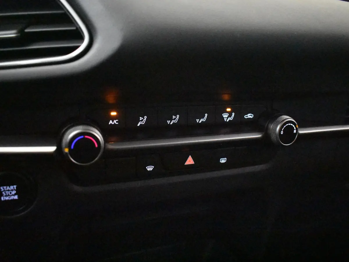 2.0 e-SkyActiv-G M Hybrid 122Pk l 1e Eigenaar l Dealeronderhouden l Dodehoek l Navi l PDC l Adapt. Cr Control l Head Up Display l