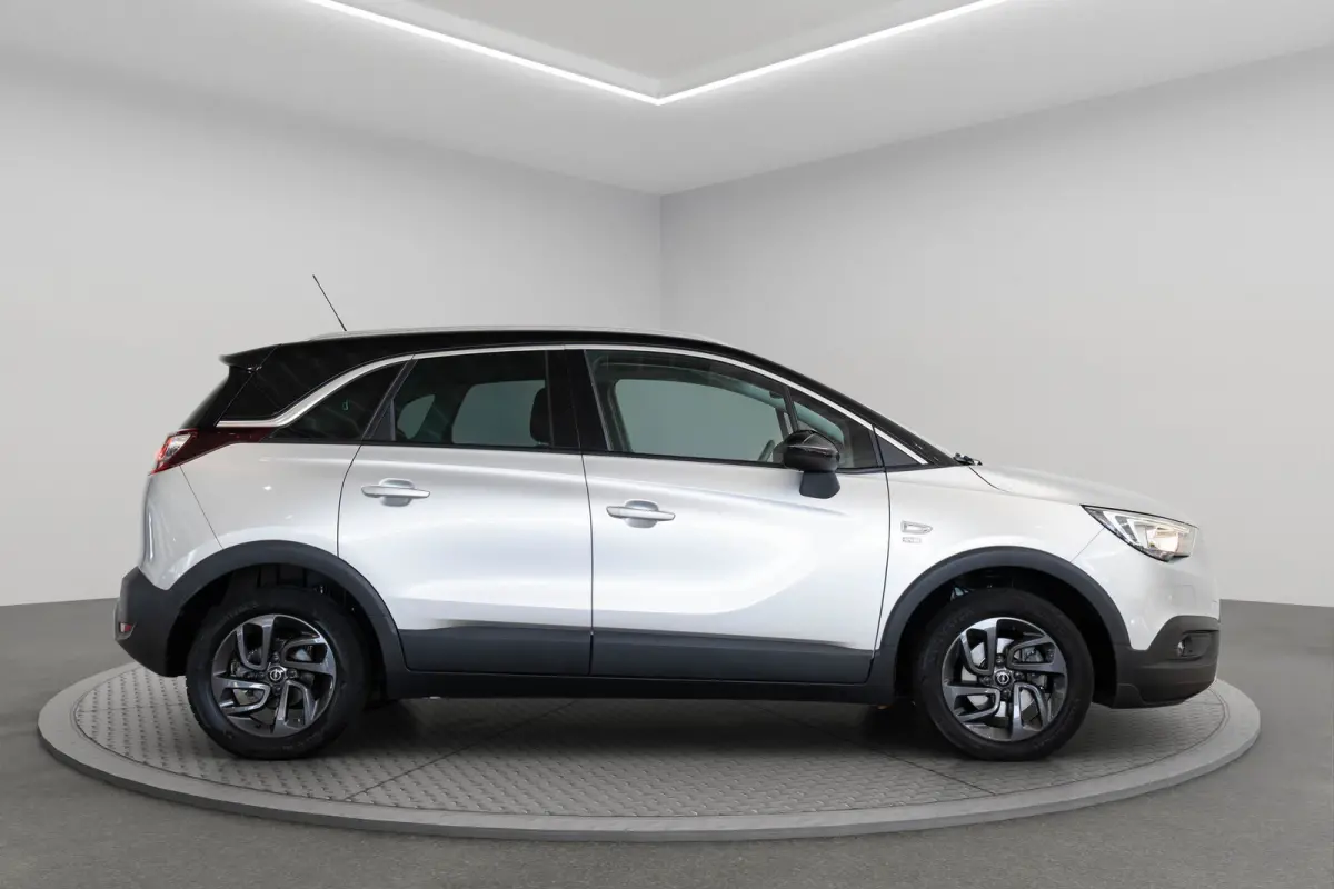 1.2 Turbo 120 Jaar Edition | Climate Controle | Camera | Apple Carplay & Android Auto | Parkeersensoren | Lichtmetalen velgen |