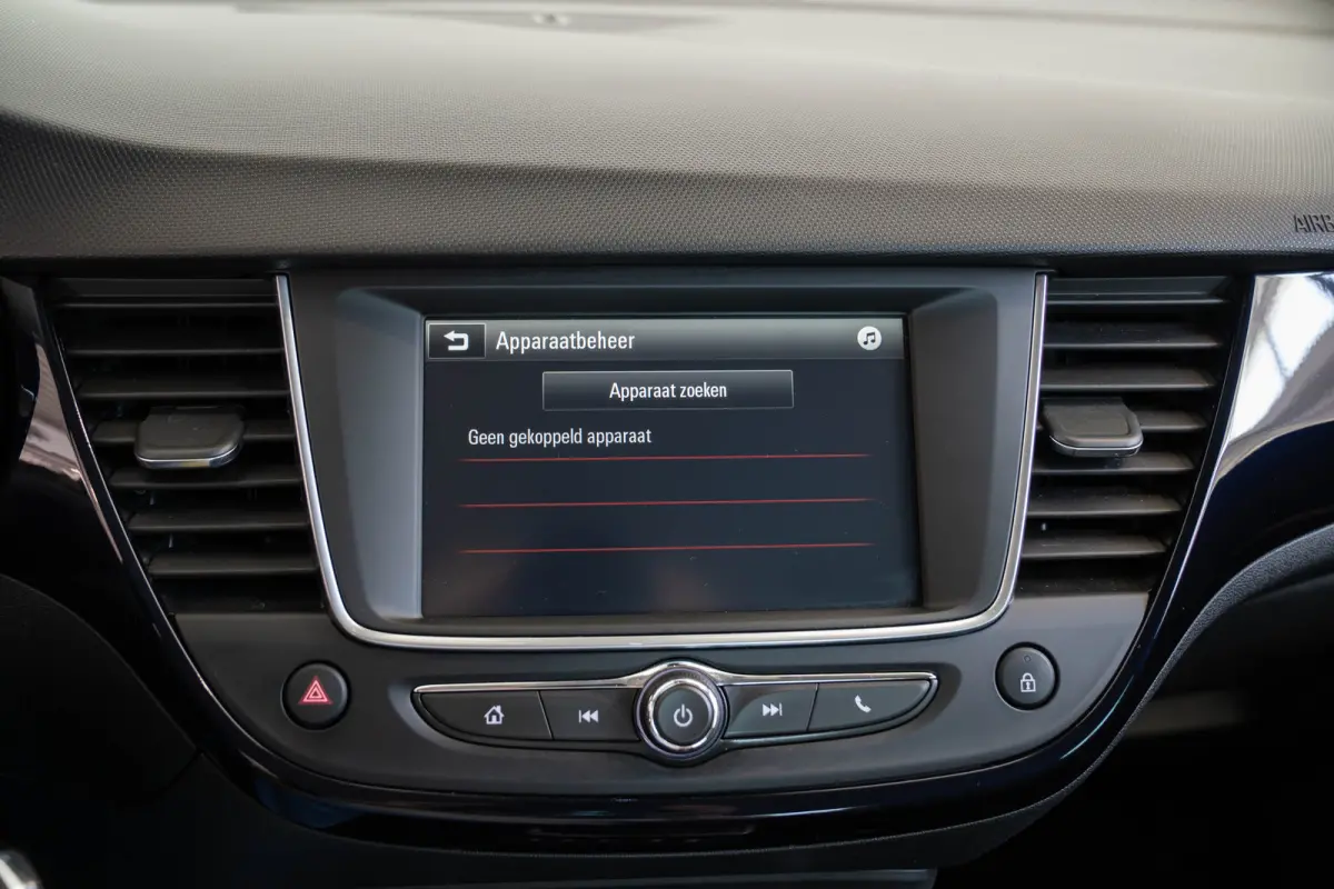 1.2 Turbo 120 Jaar Edition | Climate Controle | Camera | Apple Carplay & Android Auto | Parkeersensoren | Lichtmetalen velgen |