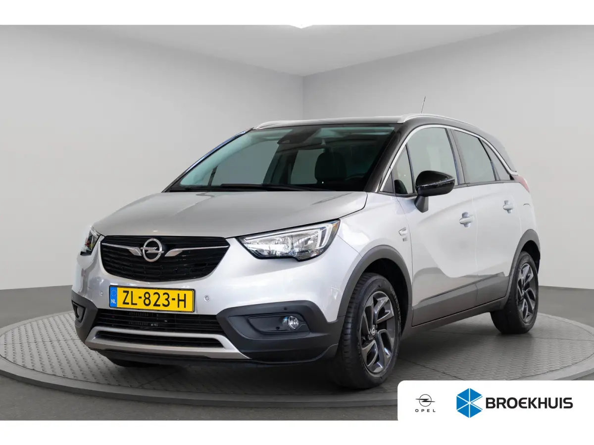 1.2 Turbo 120 Jaar Edition | Climate Controle | Camera | Apple Carplay & Android Auto | Parkeersensoren | Lichtmetalen velgen |