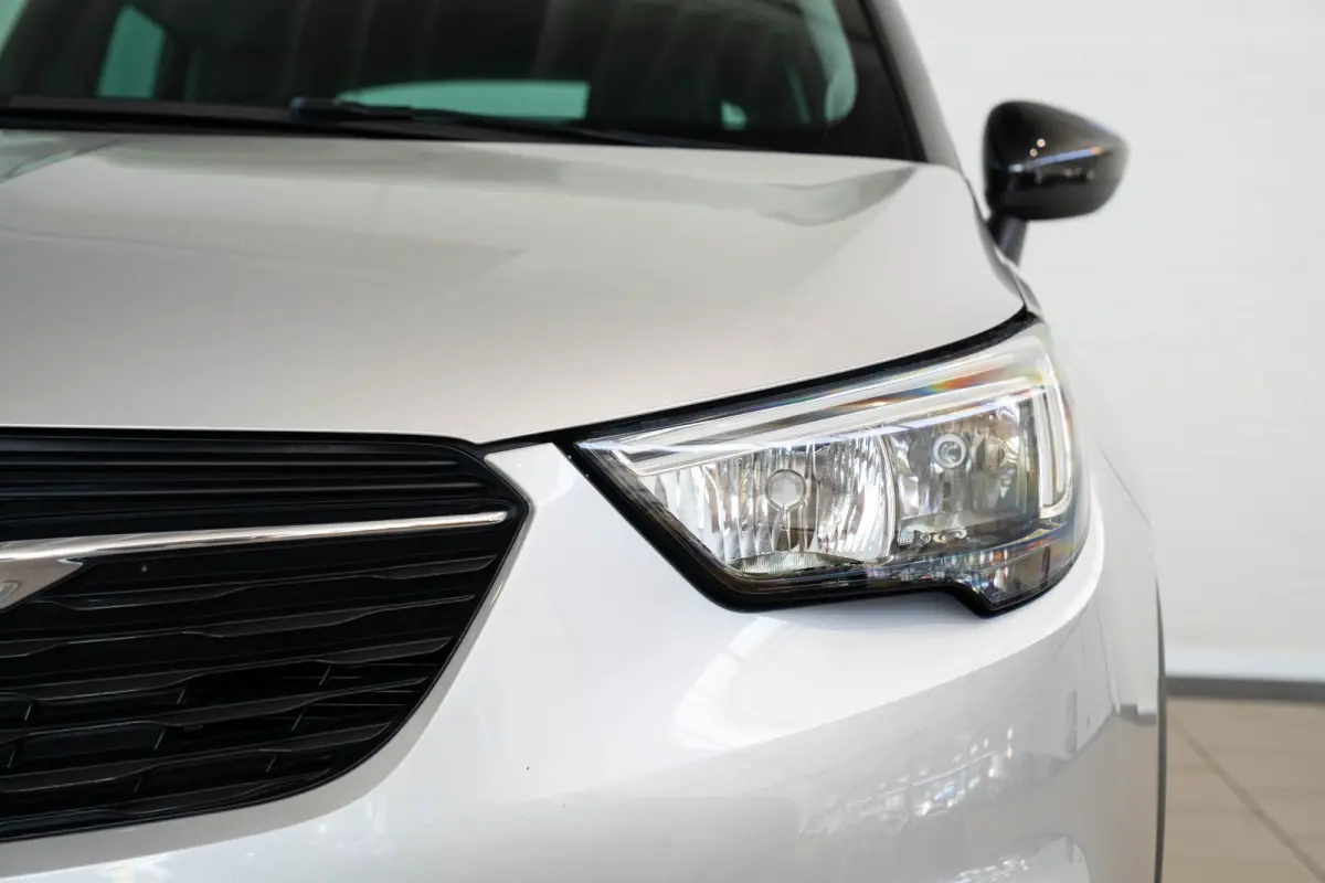 1.2 Turbo 120 Jaar Edition | Climate Controle | Camera | Apple Carplay & Android Auto | Parkeersensoren | Lichtmetalen velgen |