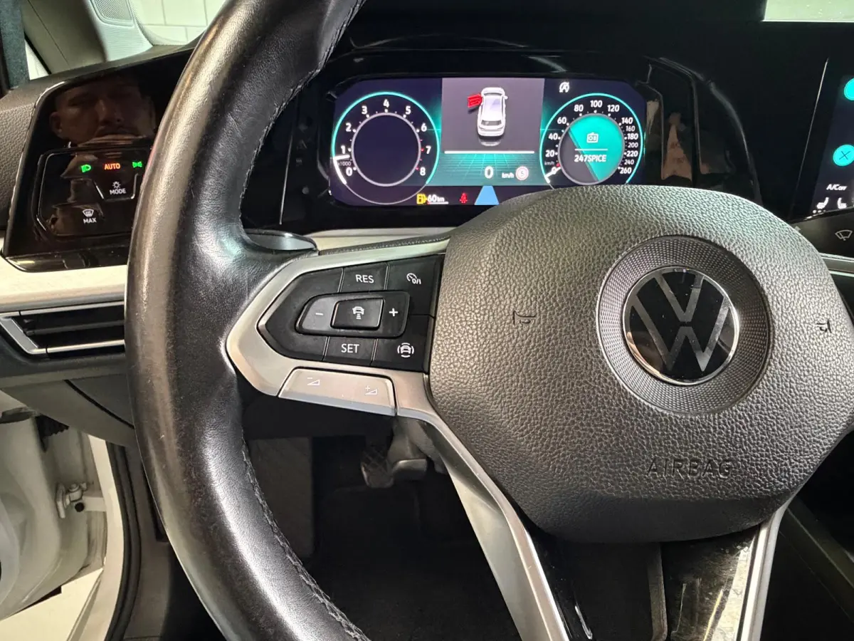 1.5 TSI Life Business, Camera, Stoel/stuurverwarming, Navi, Carplay