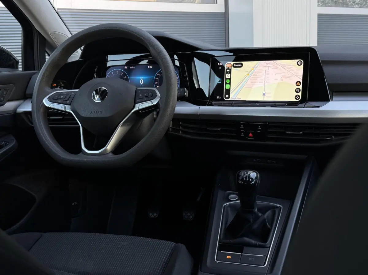 1.0 TSI Life | Carplay | Adaptive cruise | Climate | DAB | LED | Sensoren