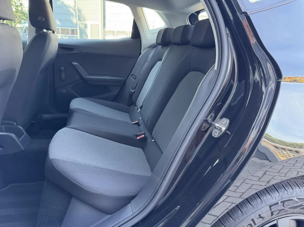 1.0 Reference | Cruise | LED | AIrco | Carplay | DAB