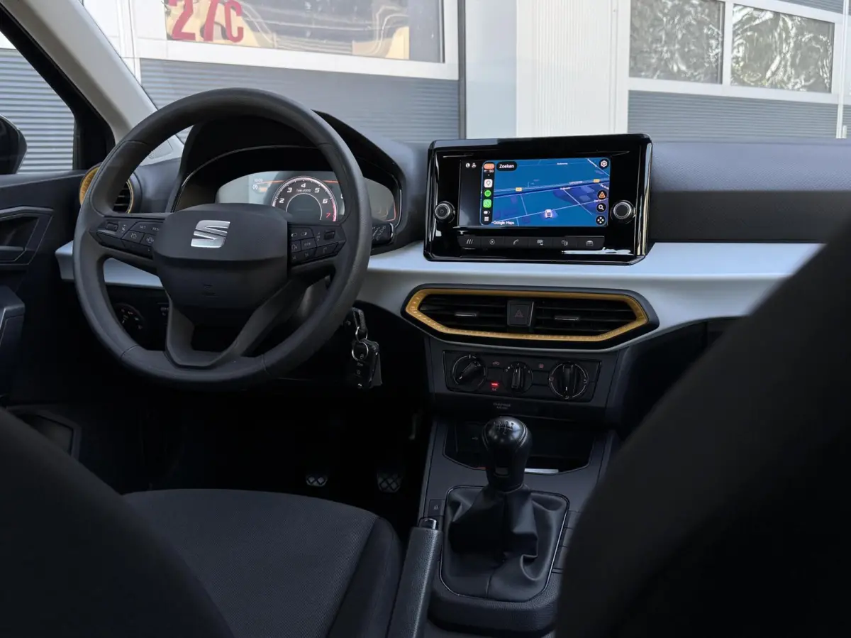 1.0 Reference | Cruise | LED | AIrco | Carplay | DAB
