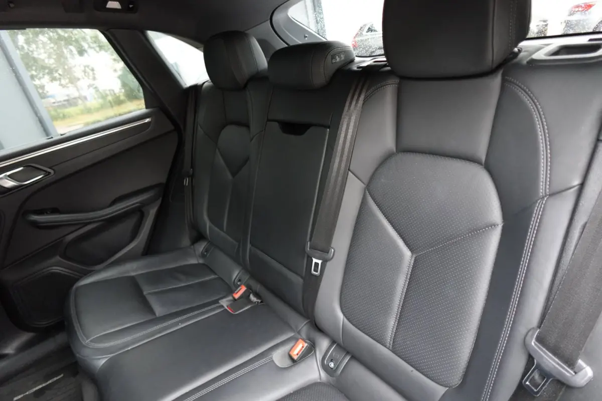 Porsche Macan 2.0 PANO SPORT CHRONO VOL