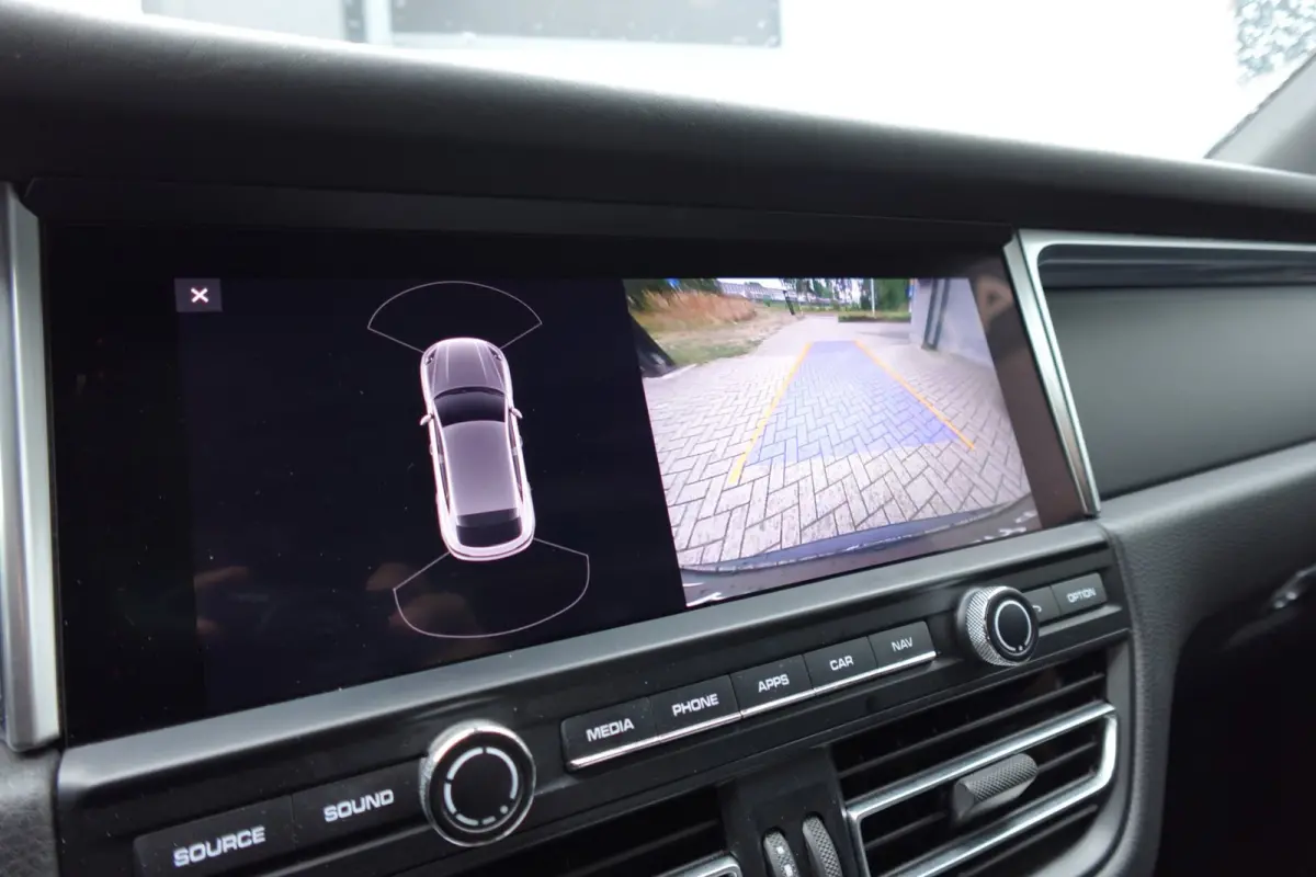 Porsche Macan 2.0 PANO SPORT CHRONO VOL
