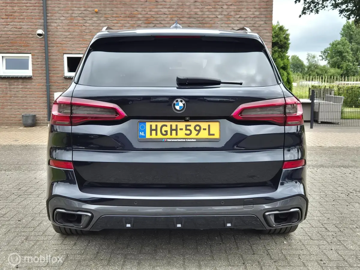 xDrive45e High Executive I Camera I Trekhaak I Sportstoel I 21 INCH
