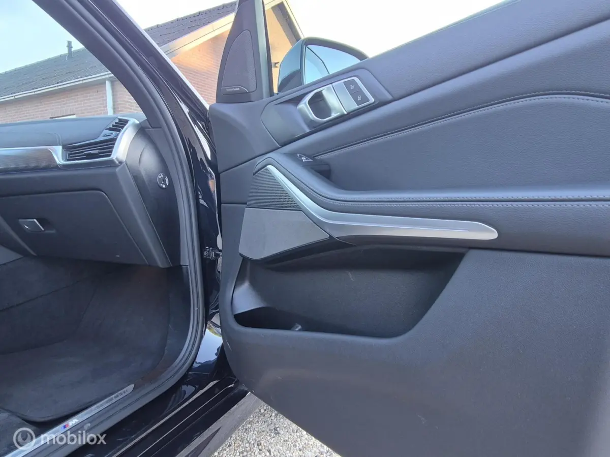 xDrive45e High Executive I Camera I Trekhaak I Sportstoel I 21 INCH