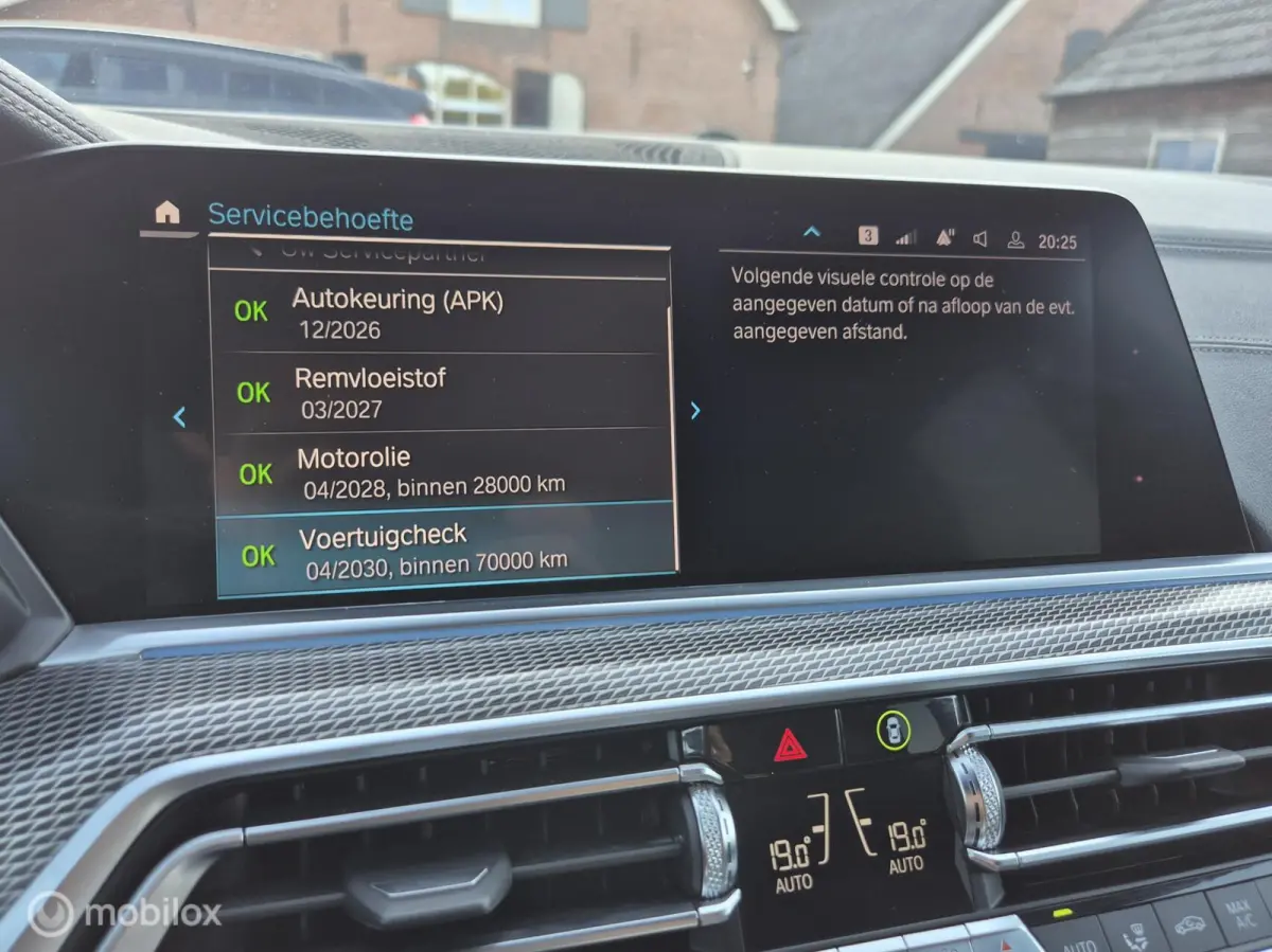 xDrive45e High Executive I Camera I Trekhaak I Sportstoel I 21 INCH