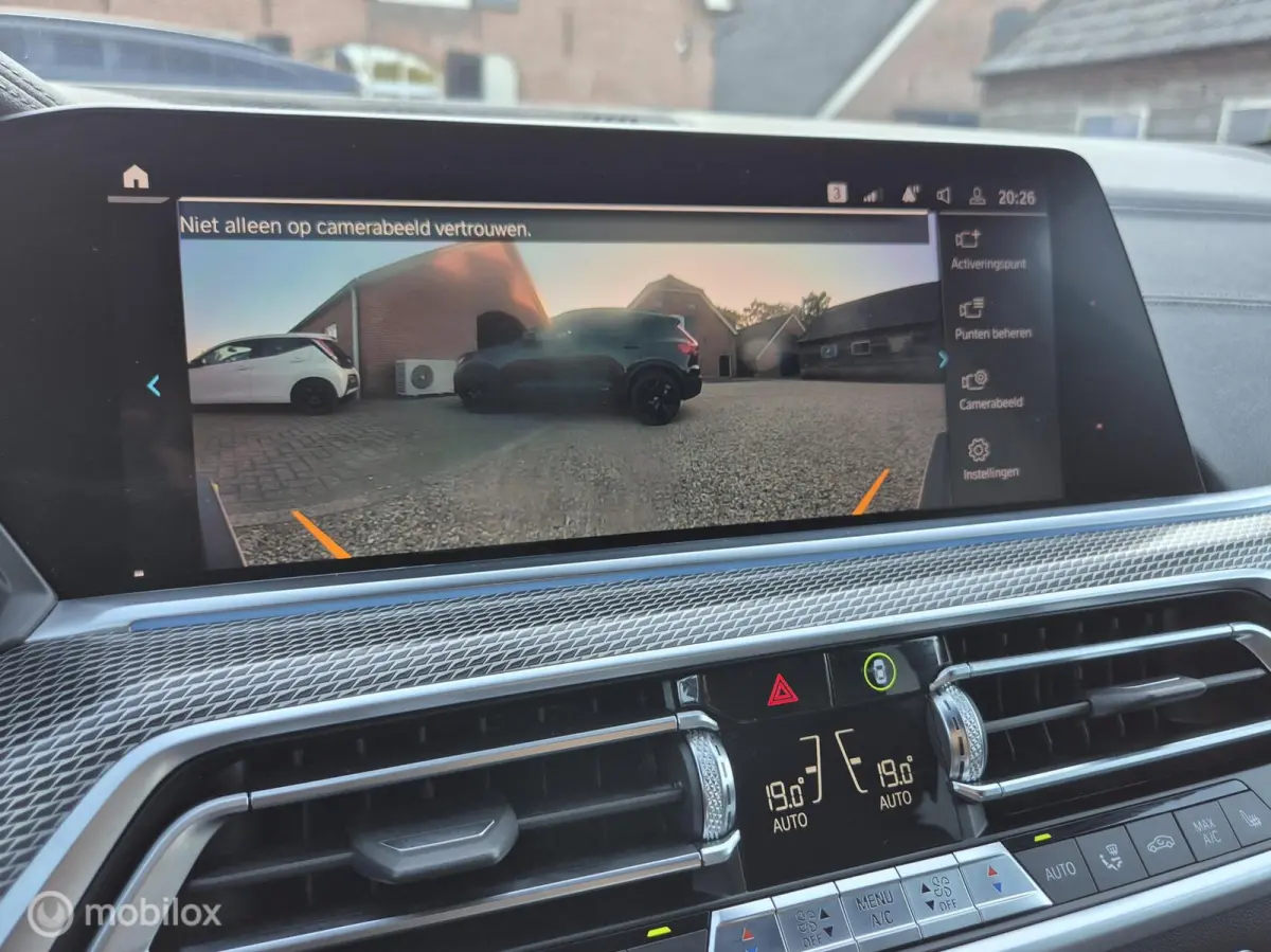 xDrive45e High Executive I Camera I Trekhaak I Sportstoel I 21 INCH
