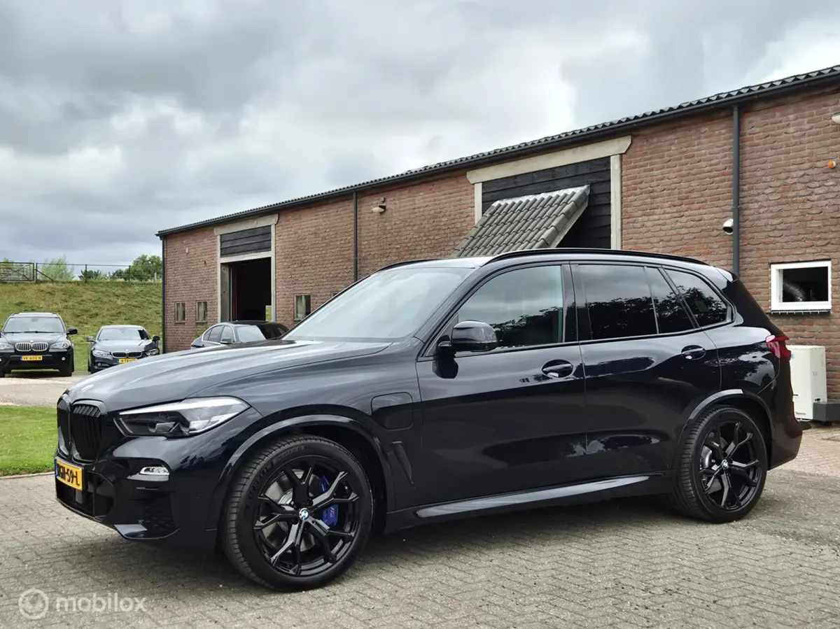 xDrive45e High Executive I Camera I Trekhaak I Sportstoel I 21 INCH