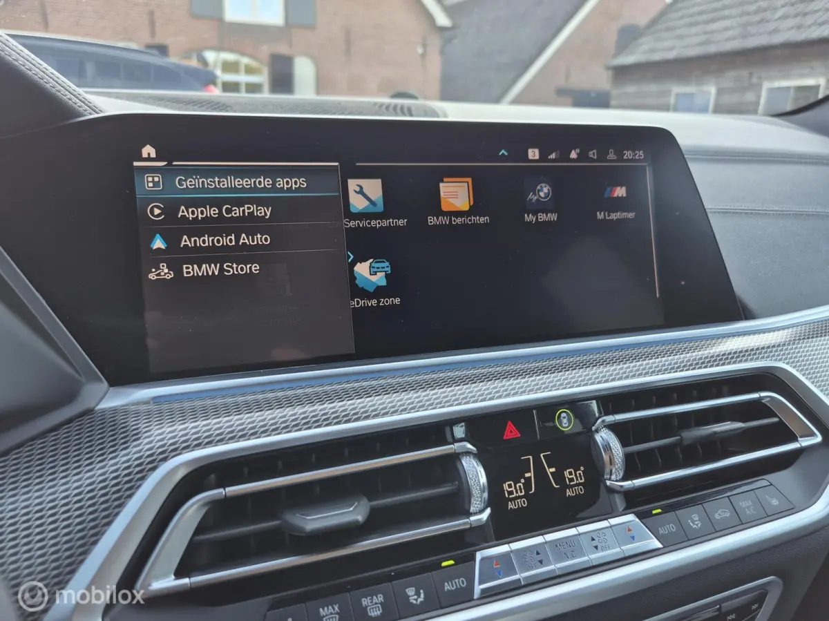 xDrive45e High Executive I Camera I Trekhaak I Sportstoel I 21 INCH