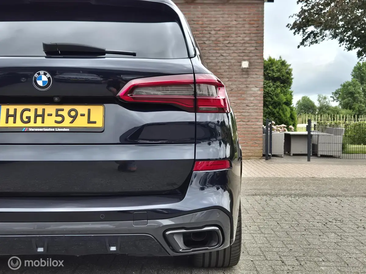 xDrive45e High Executive I Camera I Trekhaak I Sportstoel I 21 INCH