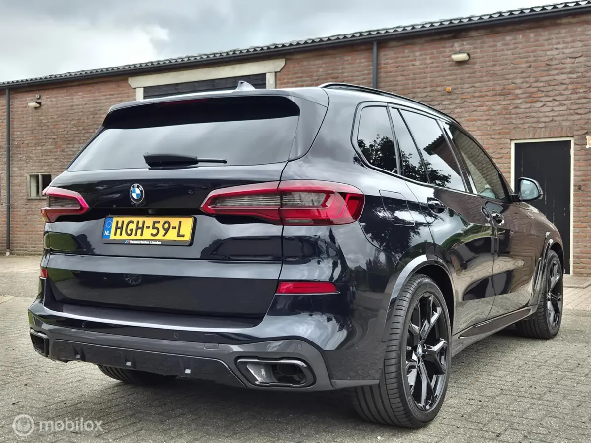 xDrive45e High Executive I Camera I Trekhaak I Sportstoel I 21 INCH