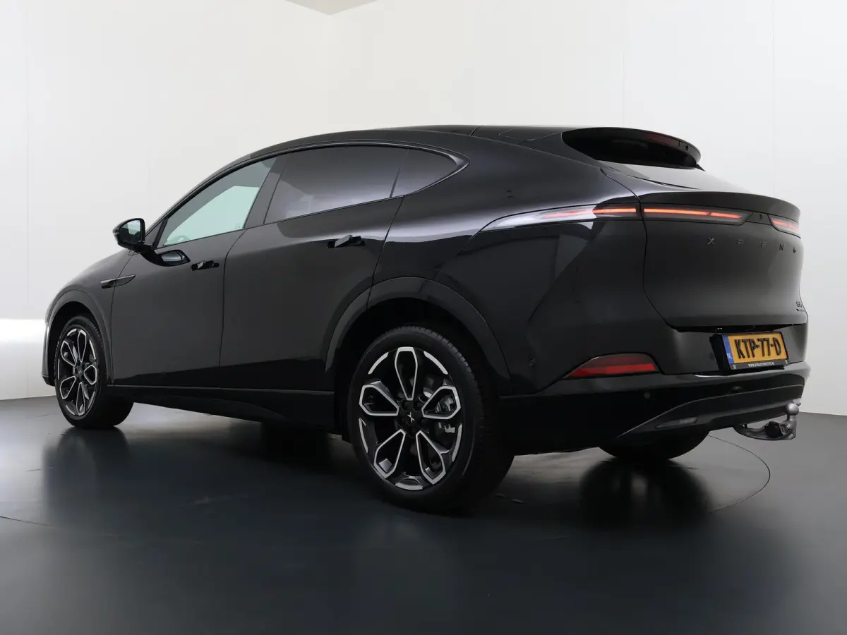 AWD Performance 80.8 kWh VAN:54.900,- VOOR:50.877,- UW HERFSTVOORDEEL:4.023,-| NIEUWE AUTO! | INRUIL MOGELIJK!| ELEKT. TREKHAAK | STOEL VERWARMING + VERKOELING | APPLE CARPLAY | 360° CAMERA