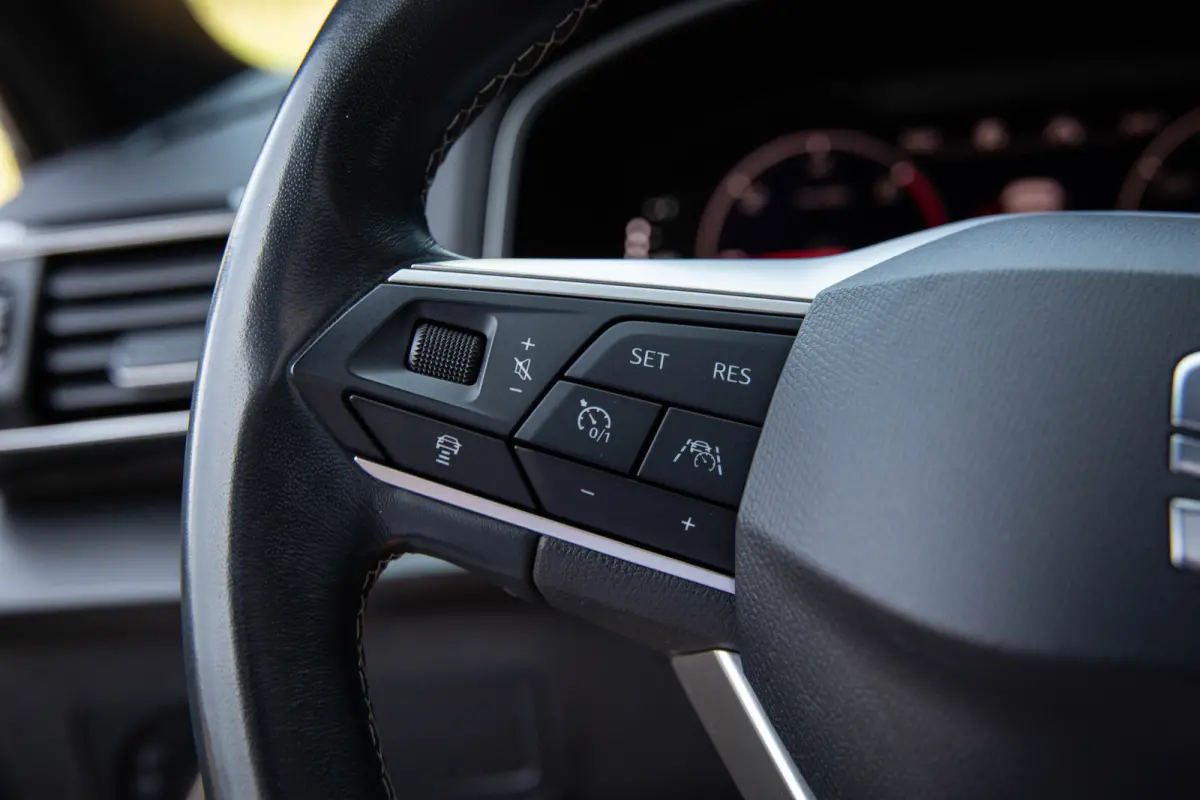 1.4 TSI e-Hybrid PHEV Xcellence , SOH 91,1%, Trekhaak, Panoramadak, Memory, Apple Carplay, Adaptive cruise,