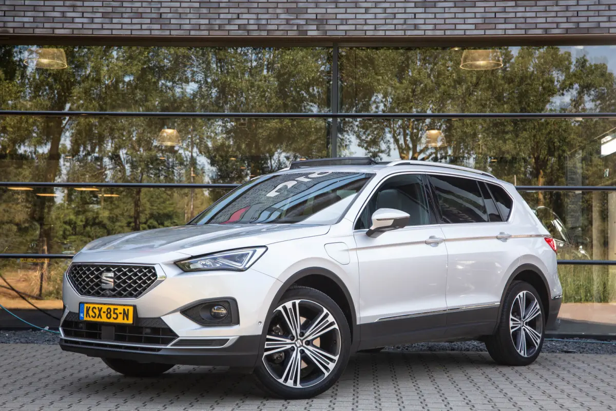 1.4 TSI e-Hybrid PHEV Xcellence , SOH 91,1%, Elektrische Trekhaak, Panoramadak, Memory, Apple Carplay, Adaptive cruise,