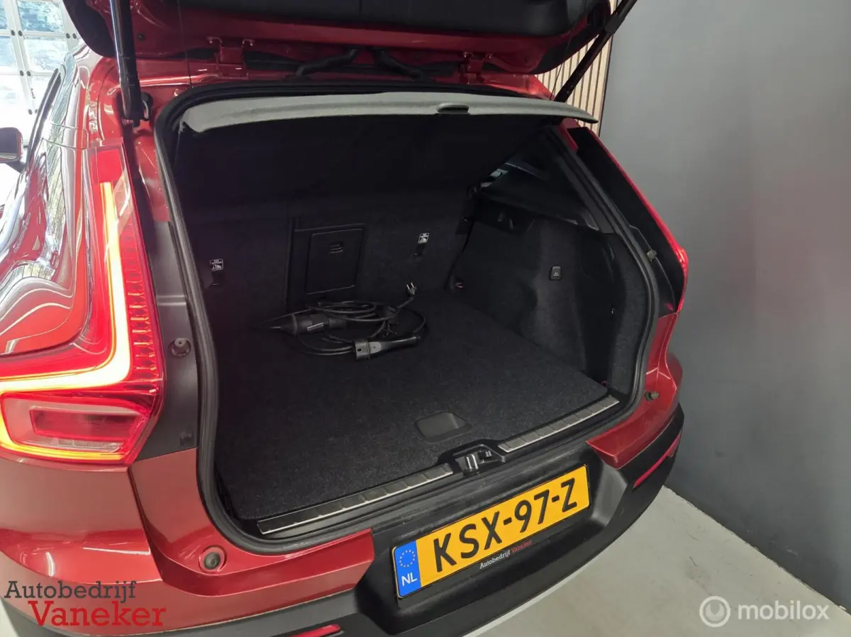 1.5 T4 Inscription Expression Fusion Red Metallic