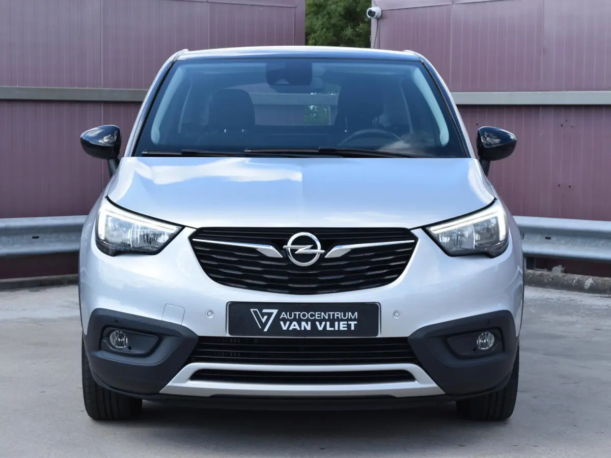 1.2 Turbo 120 Jaar Edition l Camera l PDC voor & achter l Navigatie l