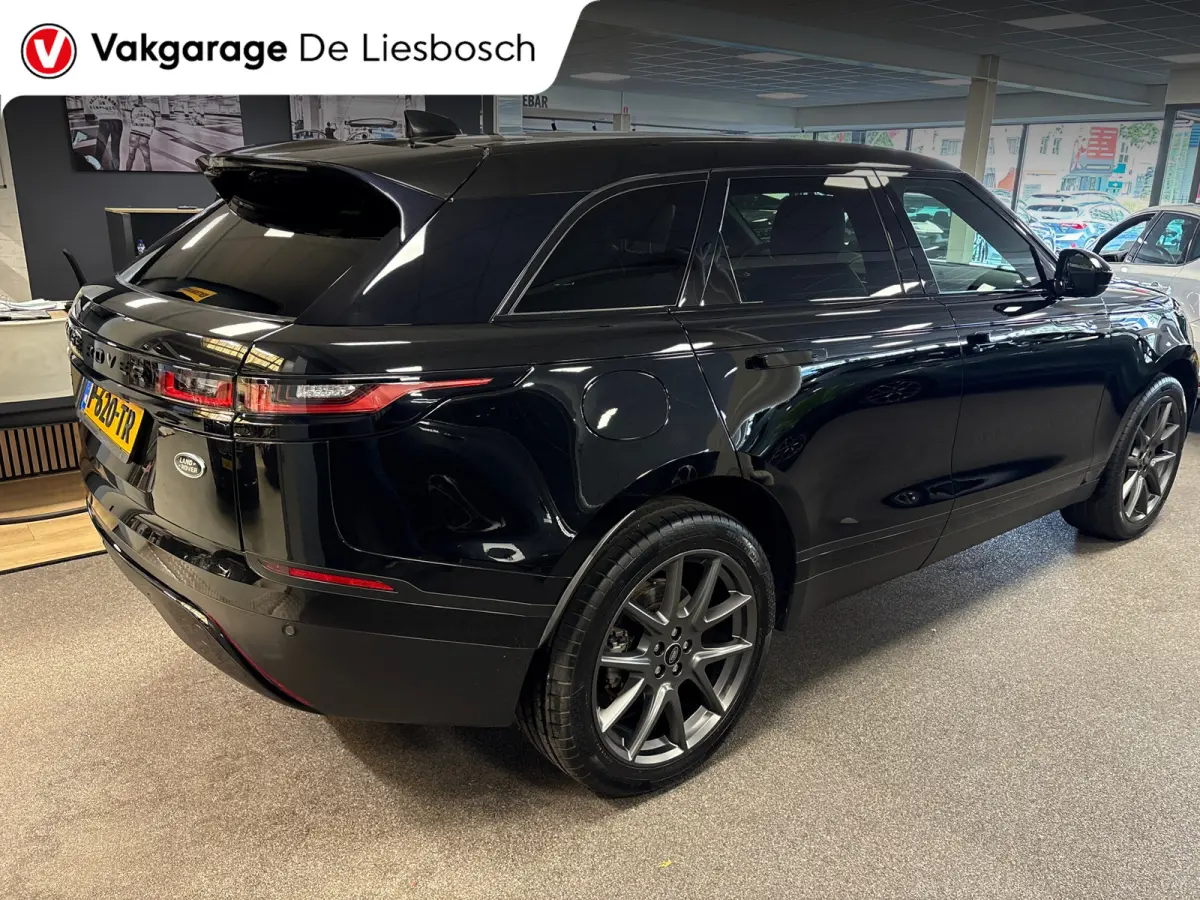 2.0 P400e SE / leer / panoramadak / navi / 360 camera / Meridian /stoel verw / black edition