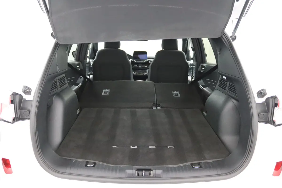 2.5 PHEV ST-Line | Afneembare Trekhaak | Camera | Navigatie | CarPlay/Android Auto | Parelmoer Lak | Keyless