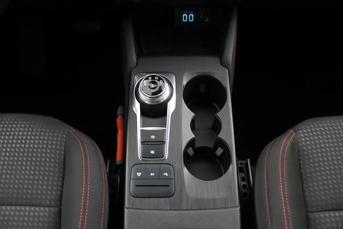 2.5 PHEV ST-Line | Afneembare Trekhaak | Camera | Navigatie | CarPlay/Android Auto | Parelmoer Lak | Keyless