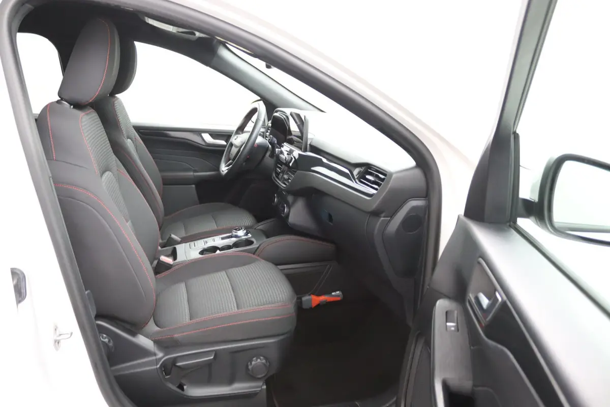2.5 PHEV ST-Line | Afneembare Trekhaak | Camera | Navigatie | CarPlay/Android Auto | Parelmoer Lak | Keyless