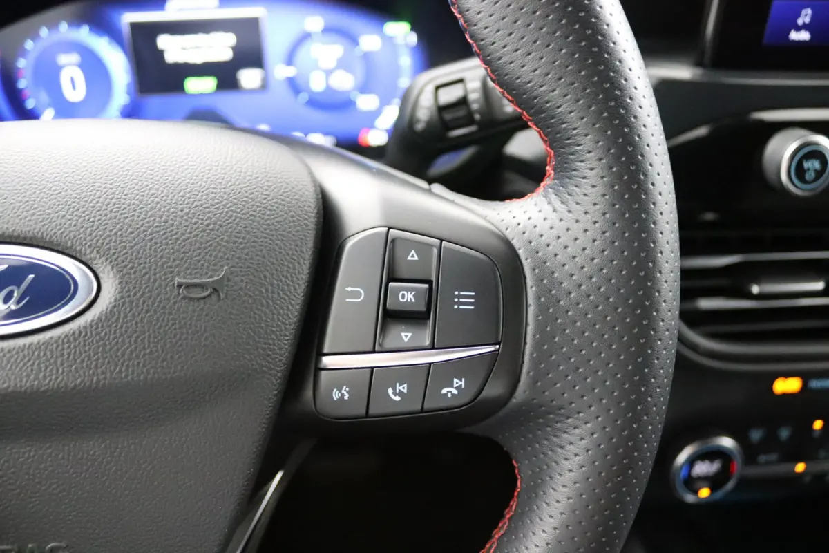 2.5 PHEV ST-Line | Afneembare Trekhaak | Camera | Navigatie | CarPlay/Android Auto | Parelmoer Lak | Keyless