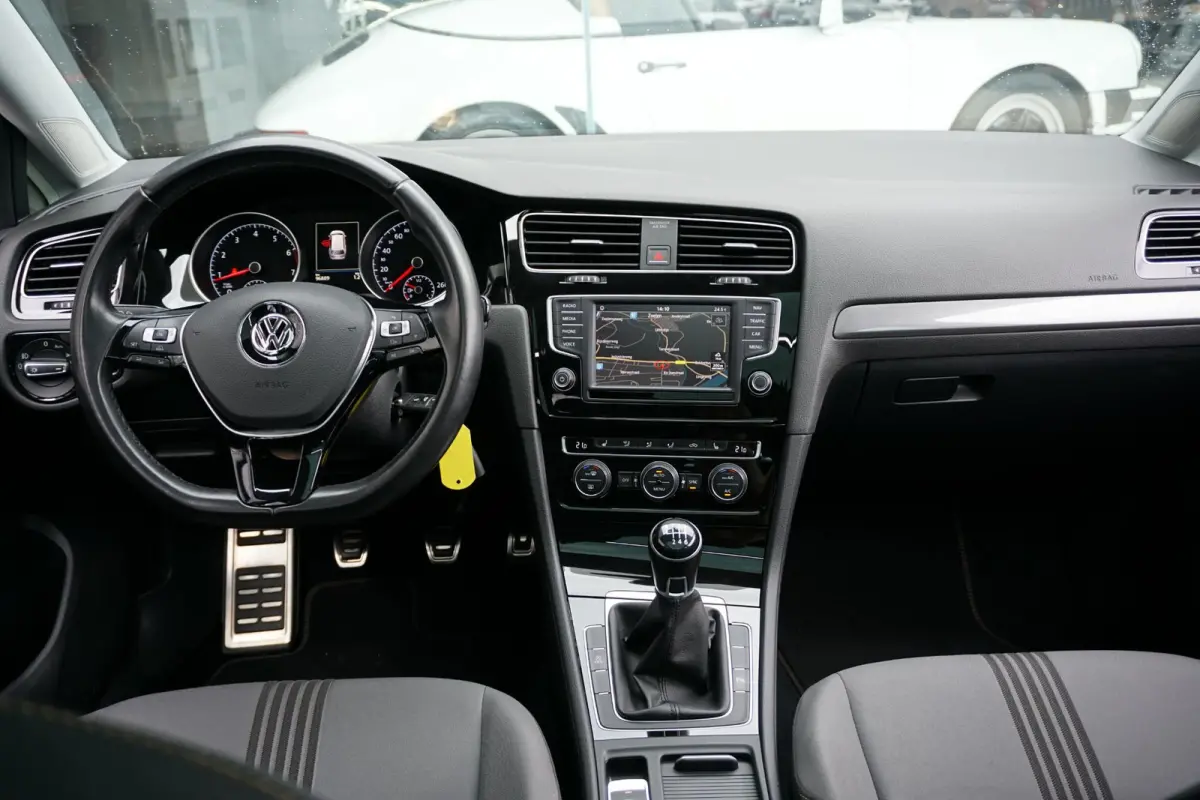 1.4 TSI ALLSTAR BMT *96.888 KM!* + PANORAMA | WEGKL. TREKHAAK | STOELVERW. | NAVIGATIE
