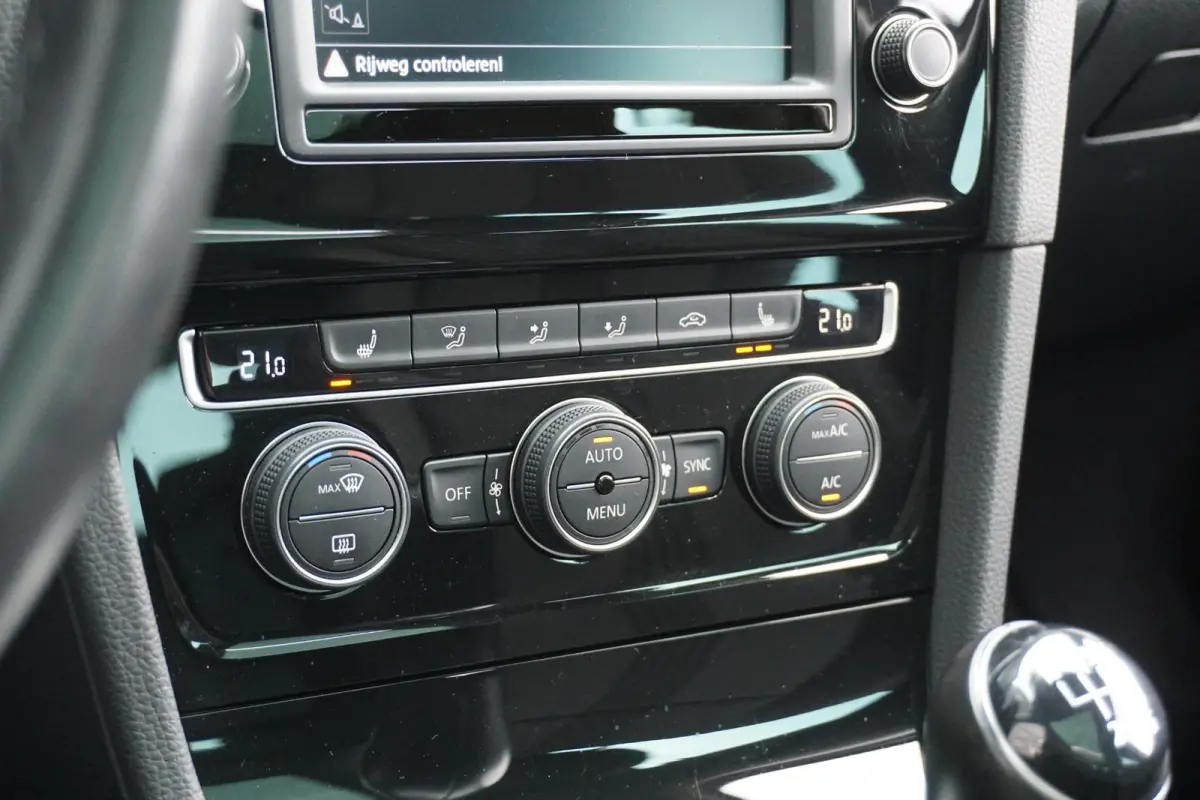 1.4 TSI ALLSTAR BMT *96.888 KM!* + PANORAMA | WEGKL. TREKHAAK | STOELVERW. | NAVIGATIE