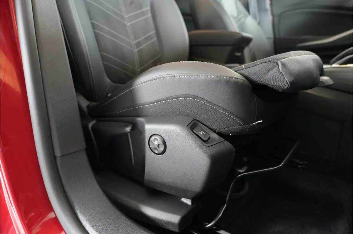 1.6 Turbo GS Line 225 pk PHEV | SOH 99% | AGR | 360° | Stl. verw. | Adaptive Cruise | El. achterklep |