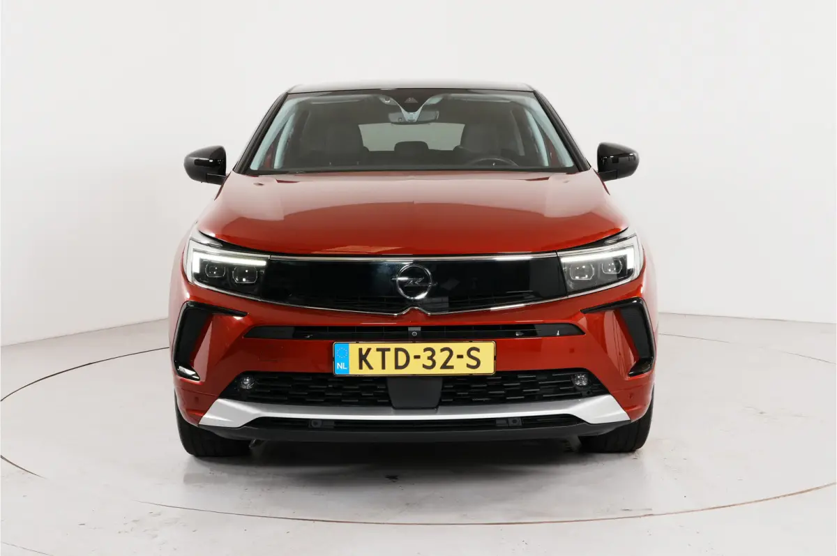 1.6 Turbo GS Line 225 pk PHEV | SOH 99% | AGR | 360 Cam | Stl. verw. | Adaptive Cruise | El. achterklep |