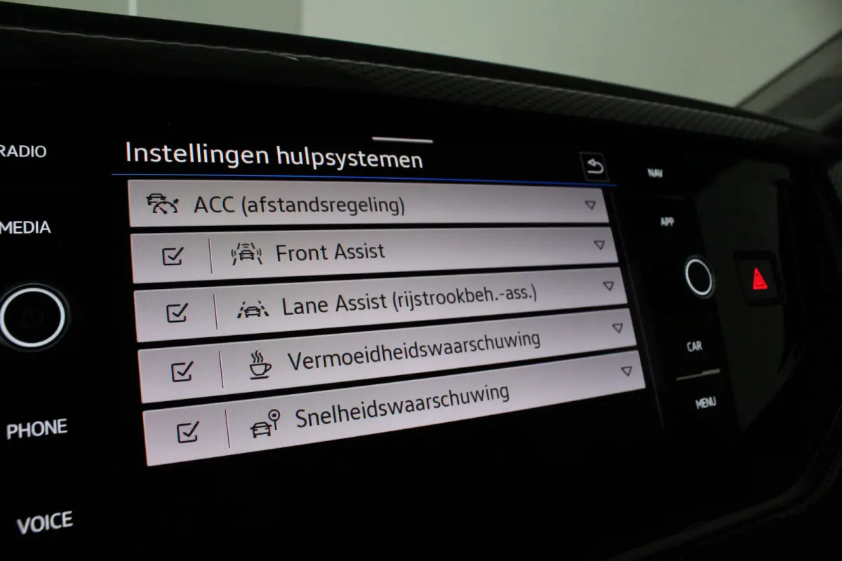 1.0 TSI Life Edition Automaat/Camera/Panorama schuifdak/navigatie...